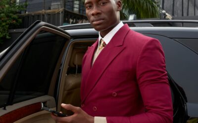 Choosing the Perfect Shade: Burgundy vs. Maroon Suits